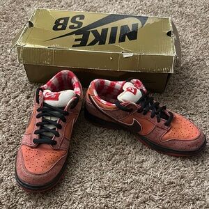 Nike SB Dunk Low Red/Pink Clay Shoes